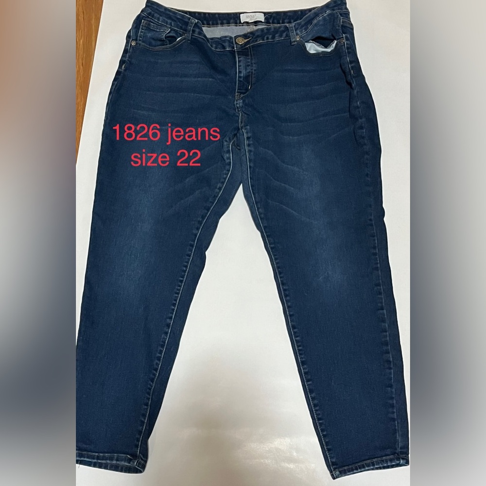 1826 Jean’s Size : 22